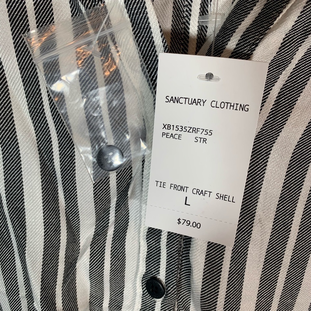 Sanctuary Black/White Craft Tie-front Shirt - Picture 8 of 8